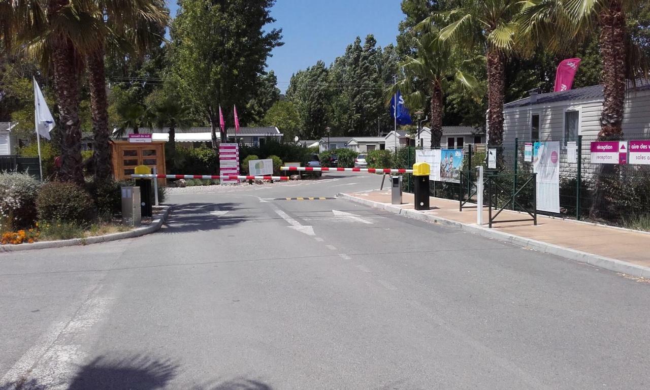 Mobile Home Service Hotelier Frejus Exterior photo